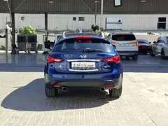 Infiniti QX70