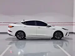 JAC J7