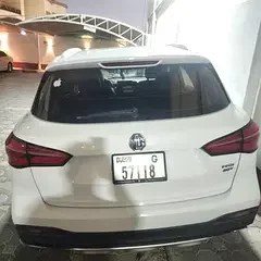 MG HS
