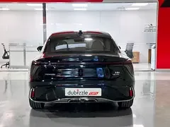 Hongqi H6