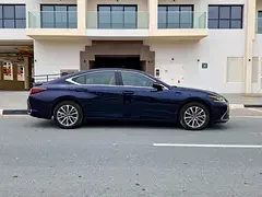 Lexus ES-Series