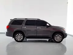 Toyota Sequoia