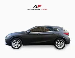 Infiniti Q30