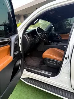 Lexus LX-Series