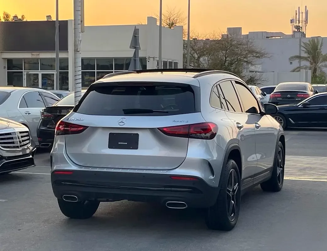 Mercedes-Benz GLA-Class