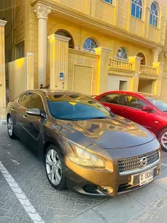 Nissan Maxima