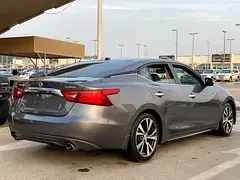 Nissan Maxima