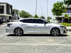 Nissan Maxima