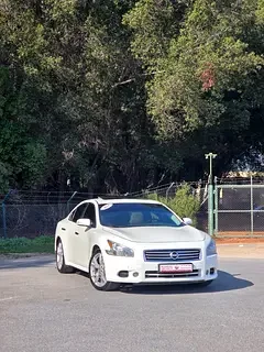 Nissan Maxima