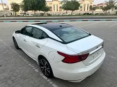 Nissan Maxima