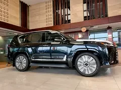 Lexus LX-Series