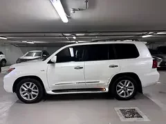 Lexus LX-Series