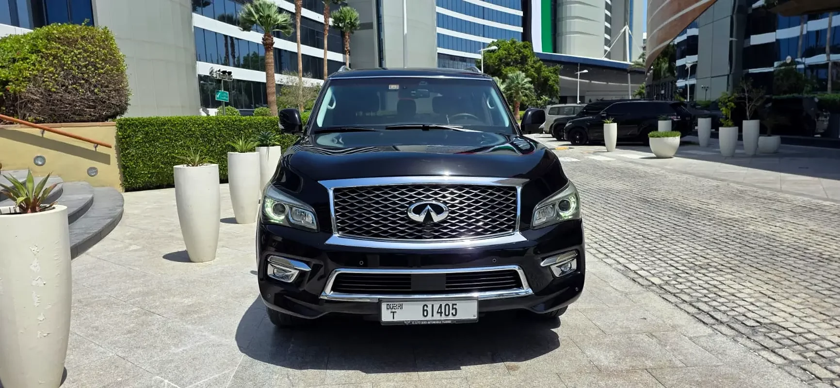 Infiniti QX80
