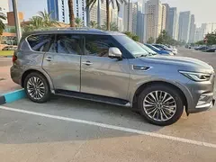 Infiniti QX80