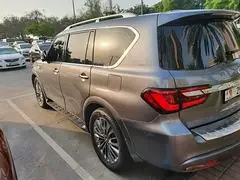 Infiniti QX80