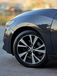 Nissan Maxima