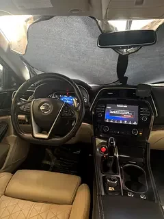 Nissan Maxima