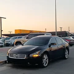 Nissan Maxima