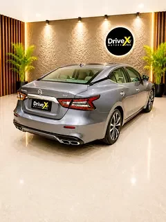 Nissan Maxima