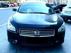 Nissan Maxima