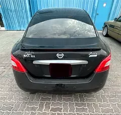 Nissan Maxima