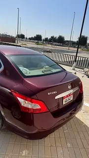 Nissan Maxima