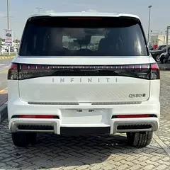 Infiniti QX80