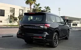 Infiniti QX80