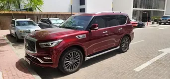 Infiniti QX80