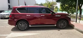 Infiniti QX80
