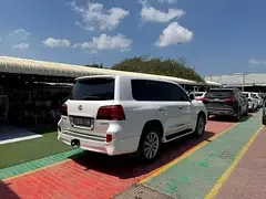 Lexus LX-Series
