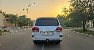 Lexus LX-Series