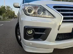 Lexus LX-Series