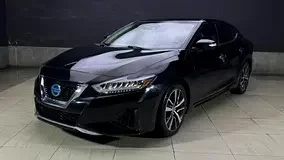 Nissan Maxima