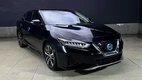 Nissan Maxima