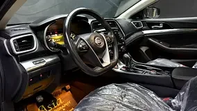 Nissan Maxima