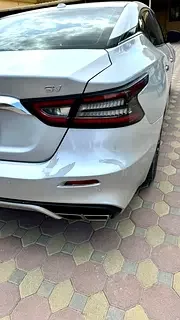 Nissan Maxima