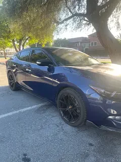 Nissan Maxima