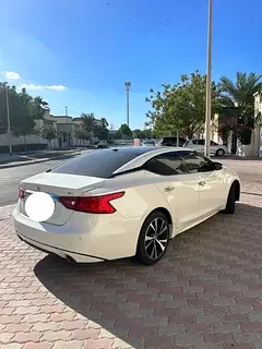 Nissan Maxima