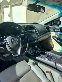 Nissan Maxima