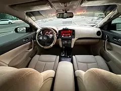 Nissan Maxima