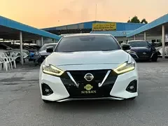 Nissan Maxima