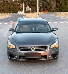 Nissan Maxima