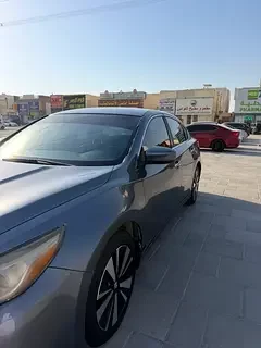 Nissan Altima