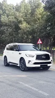 Infiniti QX80