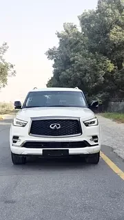 Infiniti QX80