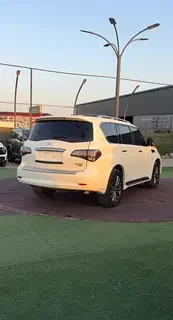 Infiniti QX80