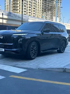Infiniti QX80