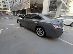 Nissan Maxima