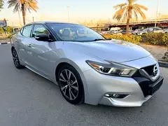 Nissan Maxima